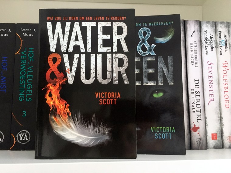 water &amp; vuur - victoria scott